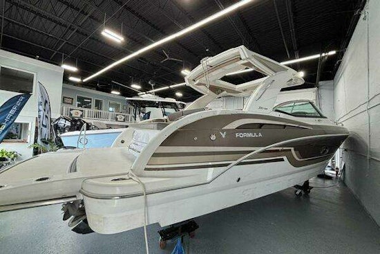 Formula 350 CBR Yacht For Sale