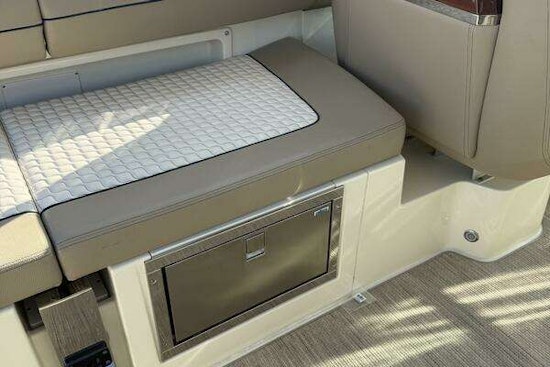 Chris-Craft  Yacht For Sale