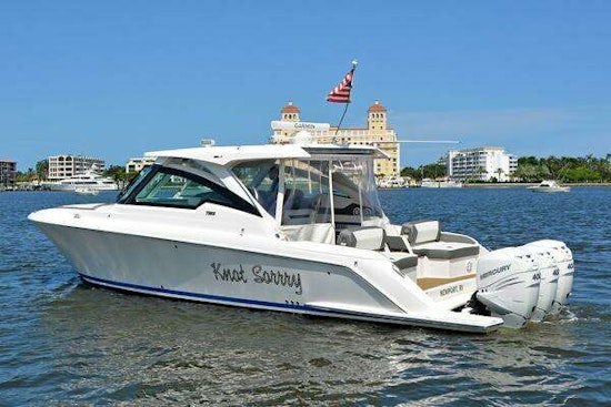 Tiara Yachts 38LX Yacht For Sale