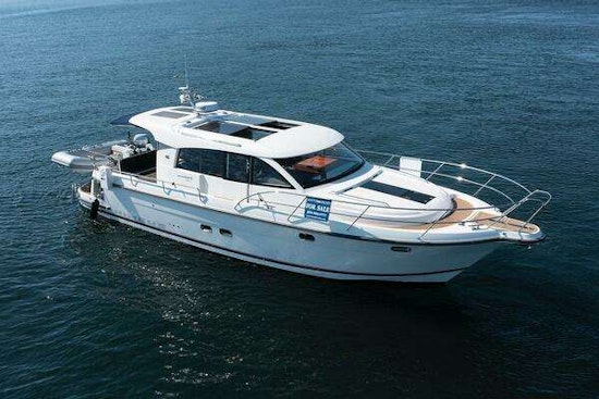 Nimbus 405 Coupe Yacht For Sale