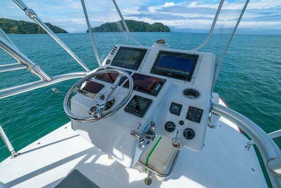 Maverick Yachts Costa Rica 36 Walkaround Yacht For Sale