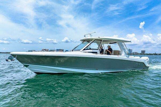 Boston Whaler 350 Realm Yacht For Sale