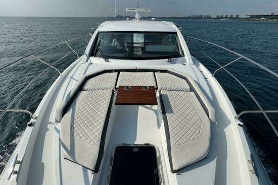 Cruisers Yachts 46 Cantius Yacht For Sale