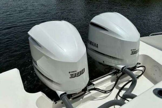 Pursuit S 328 Yacht For Sale