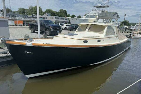 Hinckley Picnic Boat Yacht For Sale