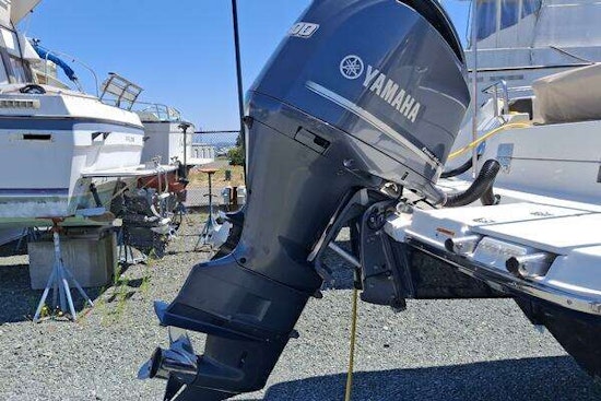 Cutwater 24C Yacht For Sale