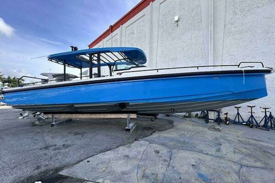 Axopar 37 Sun Top Yacht For Sale