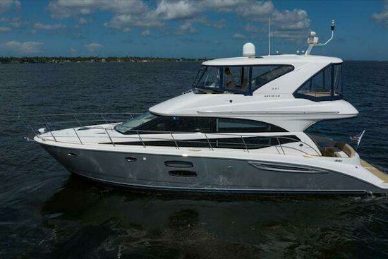 Meridian 441 Sedan Yacht For Sale