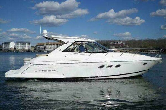 Regal 42 Sport Coupe Yacht For Sale