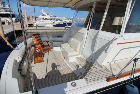 Grand Banks 49 Eastbay HX Yacht For Sale