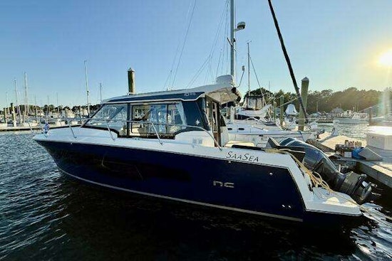 Jeanneau NC 1095 Coupe Yacht For Sale