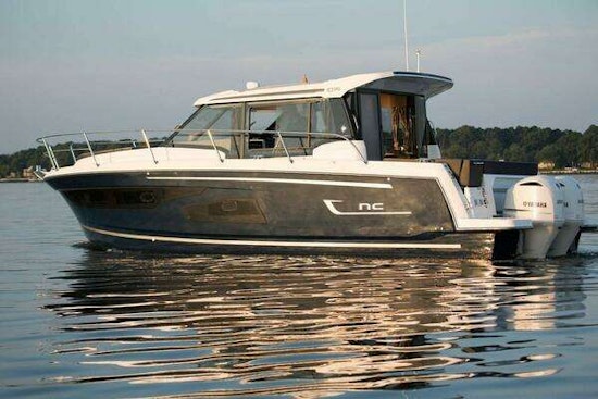 Jeanneau NC 1095 Coupe Yacht For Sale