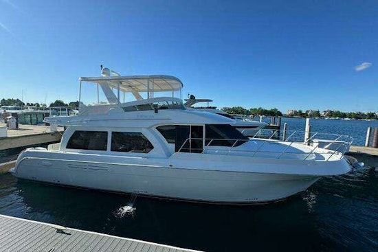 Navigator 5100 Yacht For Sale