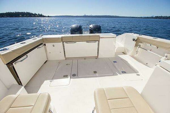 Pursuit OS 355 Offshore Yacht For Sale