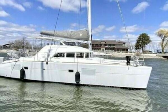 Lagoon 380 S2 Yacht For Sale