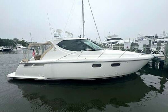 Tiara Yachts 3900 Sovran Yacht For Sale