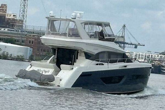 Carver C 52 Yacht For Sale