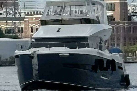 Carver C 52 Yacht For Sale