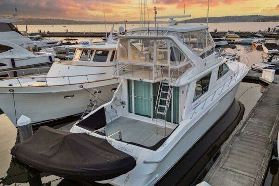 Sea Ray 550 Sedan Bridge Yacht For Sale