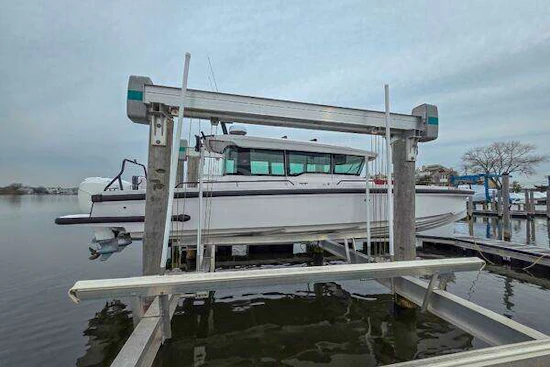 Axopar 37 XC Cross Cabin Yacht For Sale