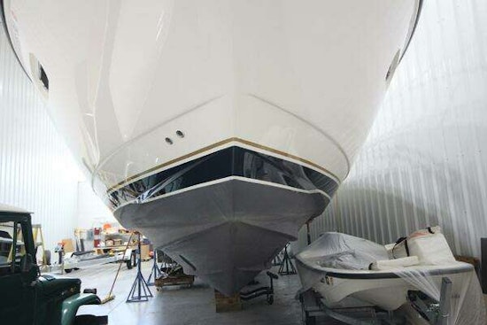 Tiara Yachts 5200 Sovran Salon Yacht For Sale