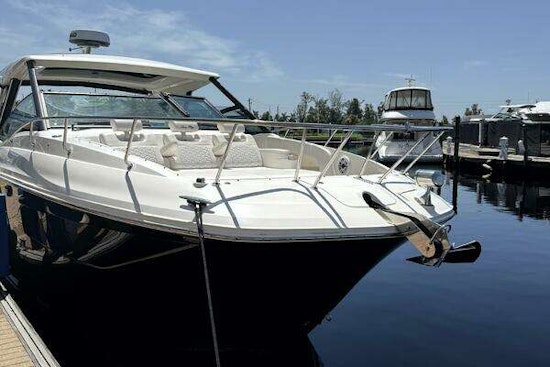 Sea Ray 320 OB Yacht For Sale
