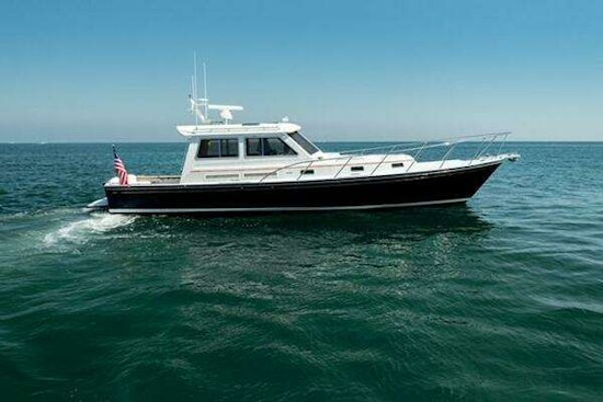 Little Harbor WhisperJet 44 Yacht For Sale