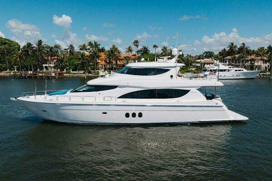 Hatteras 80 Yacht For Sale