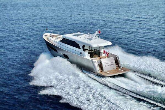 Altima Express Coupe Yacht For Sale