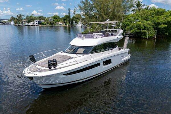 Prestige 500 Flybridge Yacht For Sale