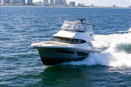 Riviera 46 Sports Motor Yacht Yacht For Sale