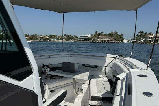 Blackfin 302CC Yacht For Sale