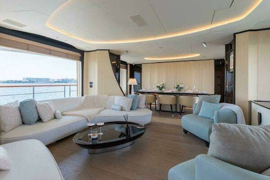 Benetti Delfino 95 Yacht For Sale