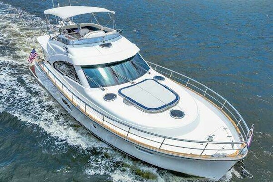 Riviera Belize 54 Daybridge Yacht For Sale