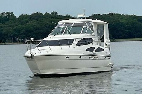 Cruisers Yachts 405 Express Motoryacht Yacht For Sale