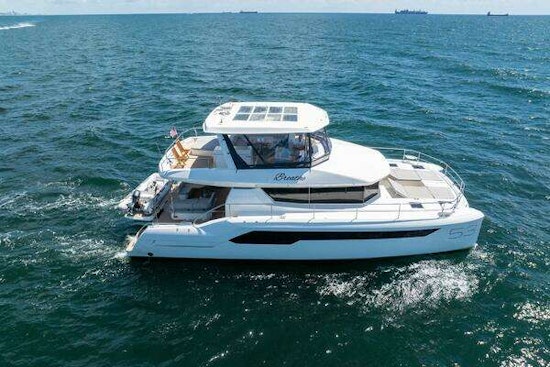 Robertson & Caine Leopard 53PC Yacht For Sale