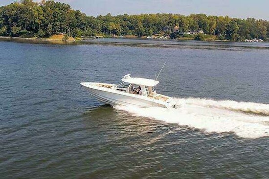 Boston Whaler 350 Realm Yacht For Sale