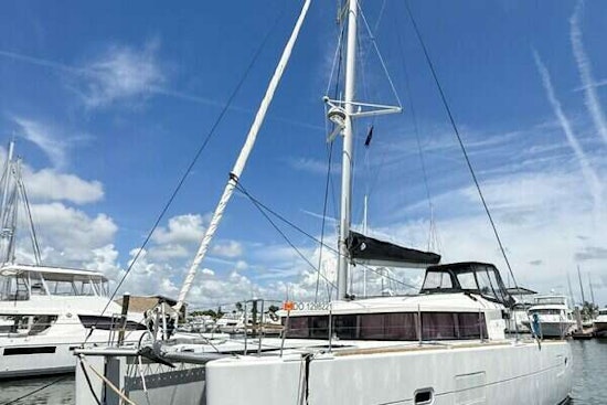 Lagoon  Yacht For Sale