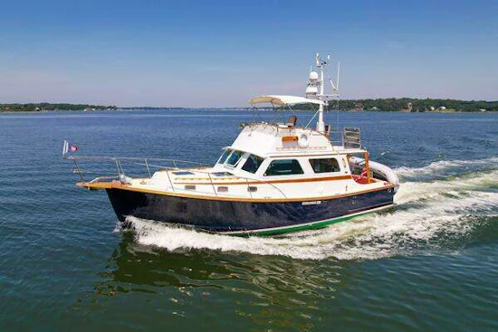 Wilbur 38 Yacht For Sale