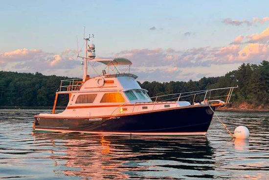 Wilbur 38 Yacht For Sale