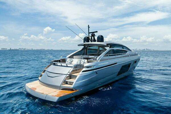Pershing 6X Yacht For Sale