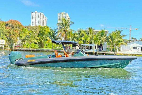 Skipper Green Hull / Camel Upholstery Yacht For Sale