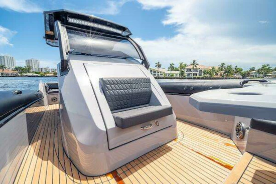 Skipper grey Yacht For Sale