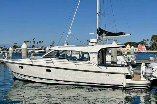 Nimbus 365 Coupe Yacht For Sale