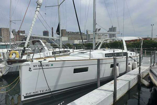 Beneteau Oceanis 38.1 Yacht For Sale