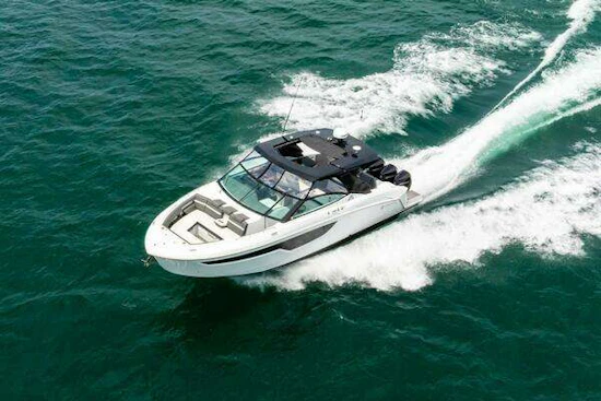 Cruisers Yachts  Yacht For Sale