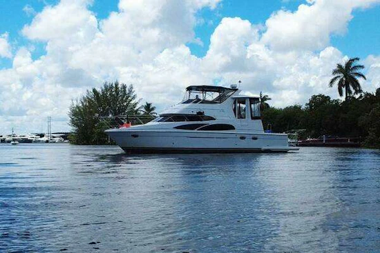 Carver 444 Cockpit Motor Yacht Yacht For Sale
