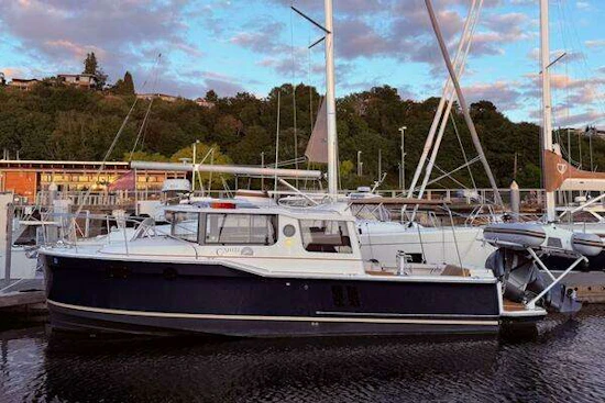 Ranger Tugs R-27 Yacht For Sale