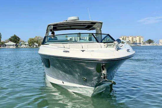 Sea Ray SLX 400 OB Yacht For Sale