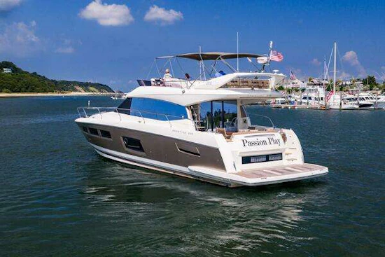Prestige 550 Flybridge Yacht For Sale